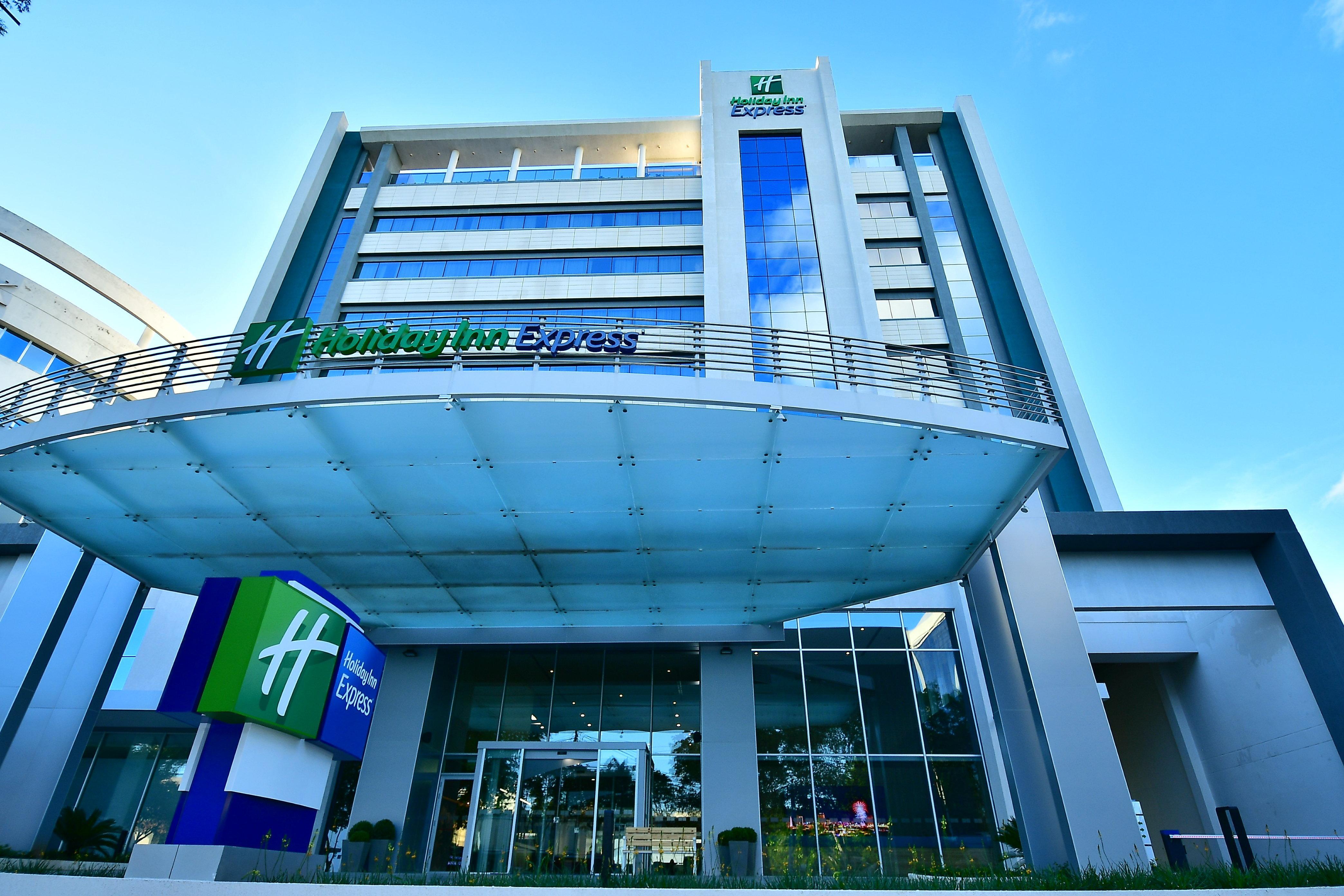 Holiday Inn Express Asuncion Aviadores , An Ihg Hotel Екстериор снимка